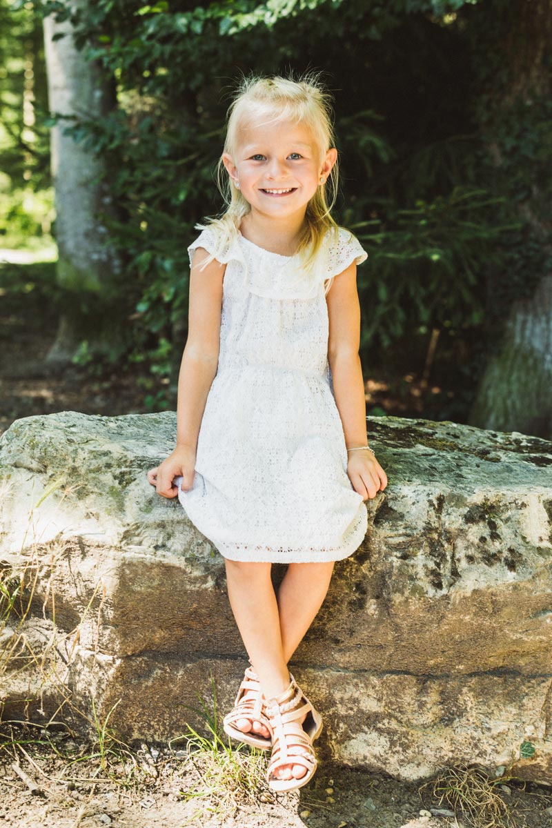 So gelingt euer Familienshooting: 5 Tipps für entspannte und authentische Familienfotos in Luzern, Sursee & Buttisholz - Galerie Bild 2 - Aregger Fotografie