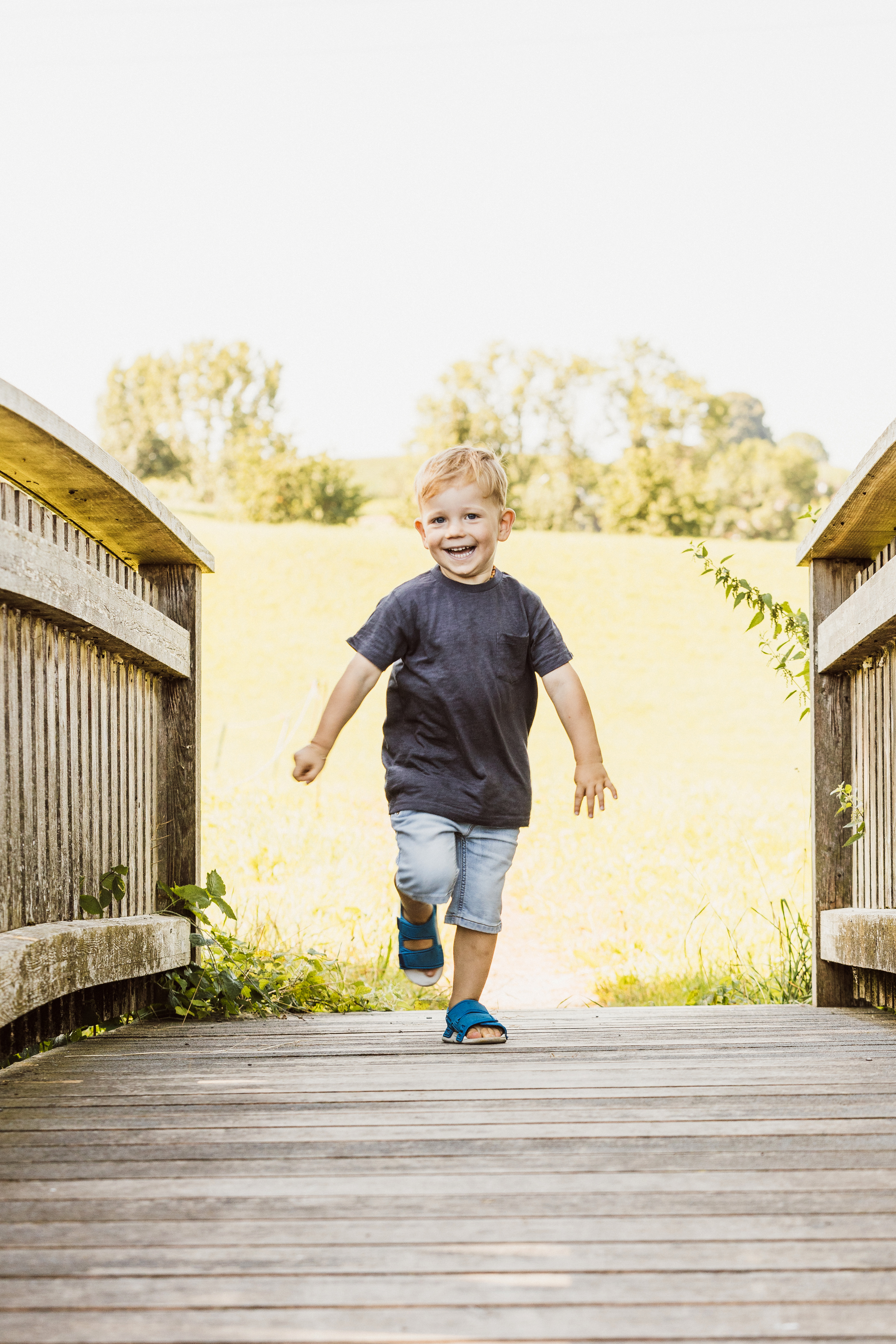 So gelingt euer Familienshooting: 5 Tipps für entspannte und authentische Familienfotos in Luzern, Sursee & Buttisholz - Galerie Bild 6 - Aregger Fotografie